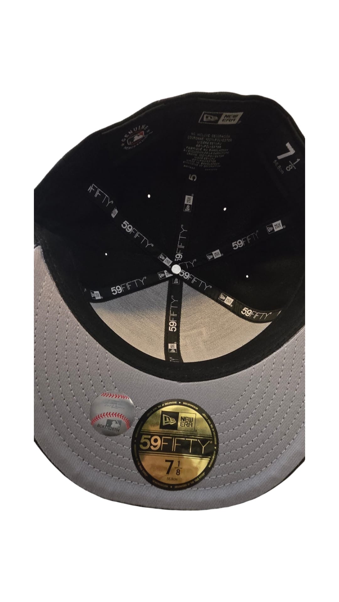 Gorra de LA Dodgers con parte frontal estilo piel de serpiente.