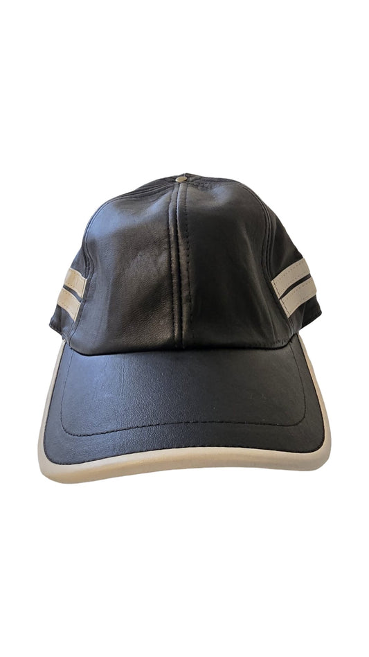 Gorra  ajustable de cuero auténtico de Colombia.